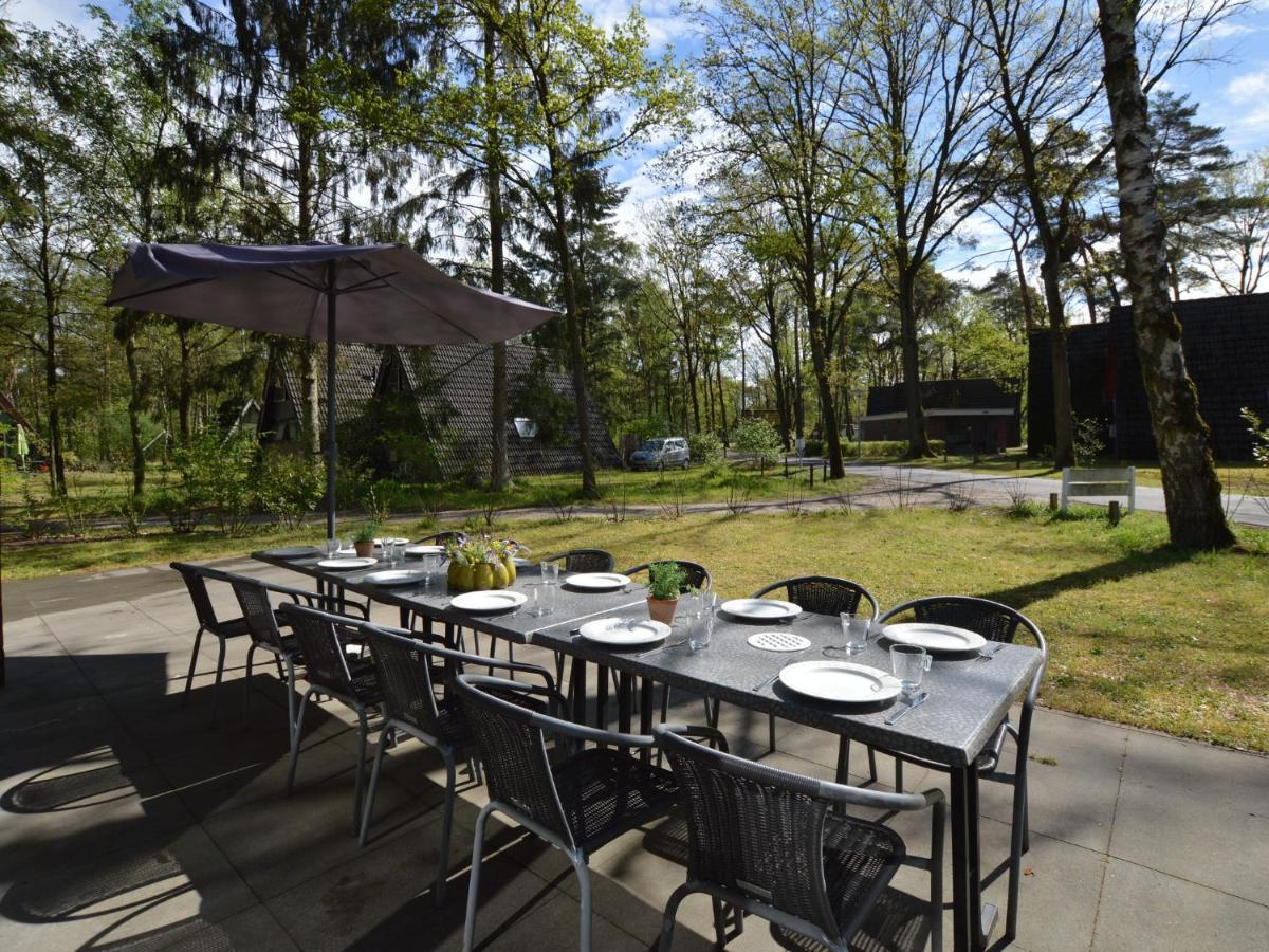 Holiday Home With Large Terrace Stramproy Buitenkant foto