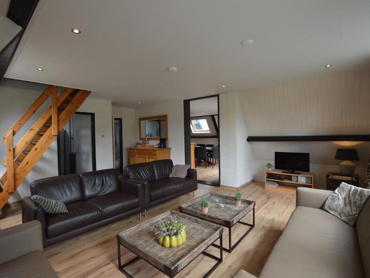 Holiday Home With Large Terrace Stramproy Buitenkant foto