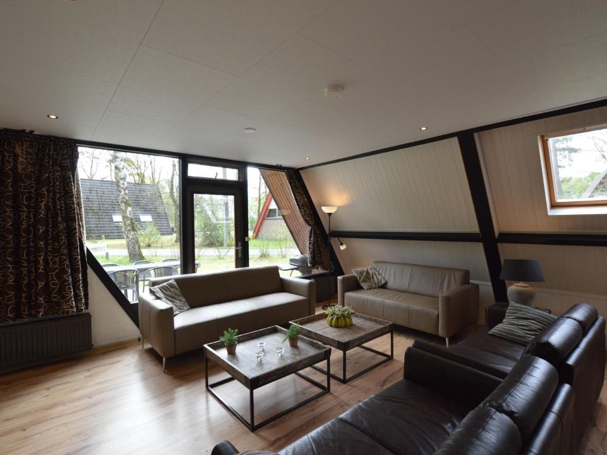Holiday Home With Large Terrace Stramproy Buitenkant foto