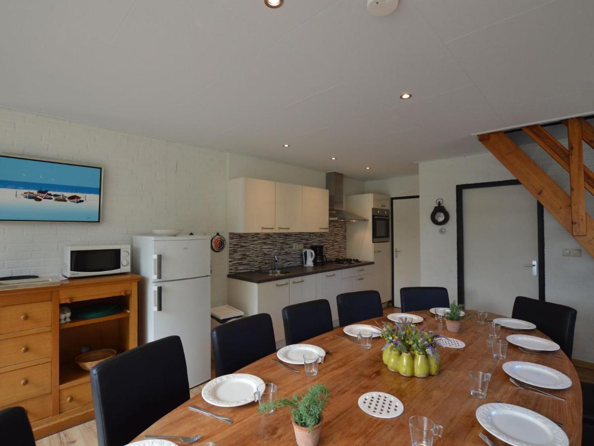 Holiday Home With Large Terrace Stramproy Buitenkant foto